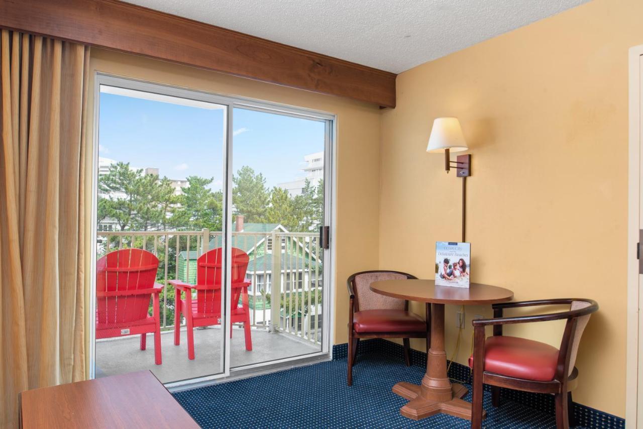 Bonita Beach Hotel Ocean City Exterior photo