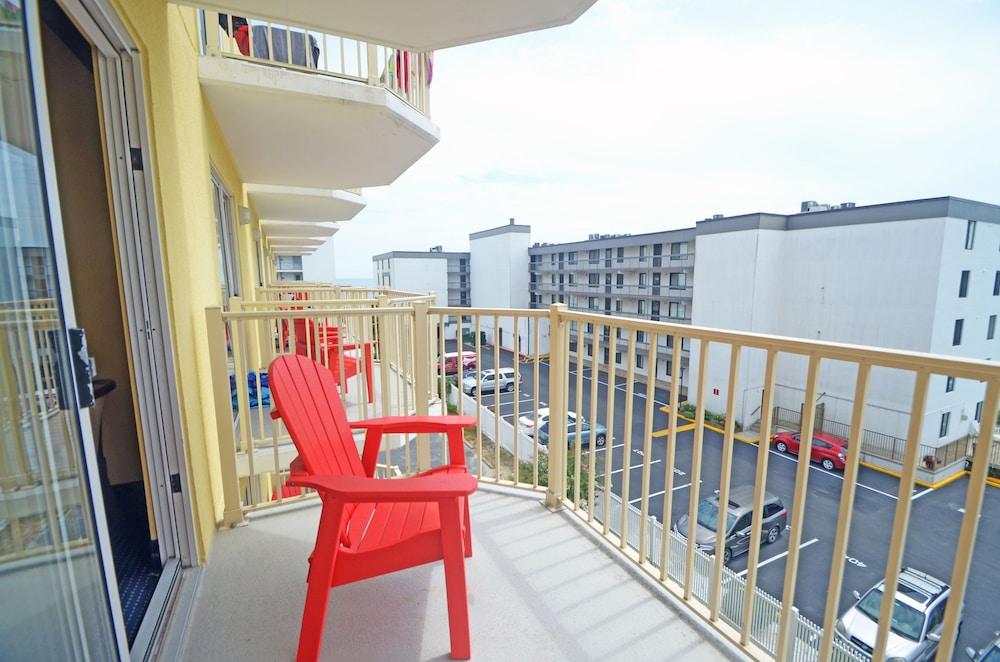 Bonita Beach Hotel Ocean City Exterior photo